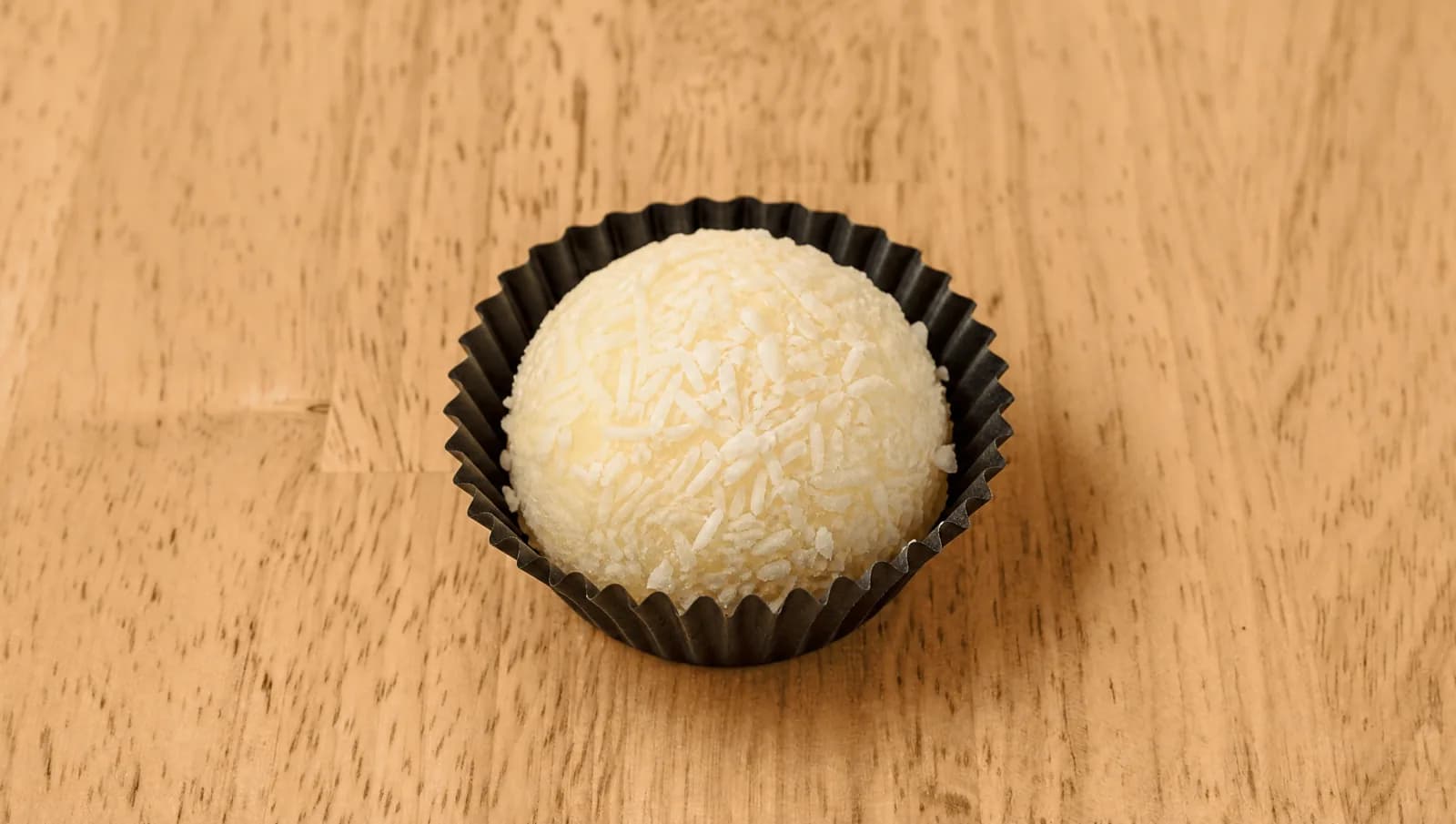 Coconut brigadeiro at Floré Café & Kitchen | Brigadeiro de coco no Floré Café & Kitchen